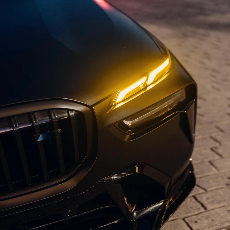 BMW X7 G07 LED yellow daytime running light BMW X7 G07 LED yellow daytime running light